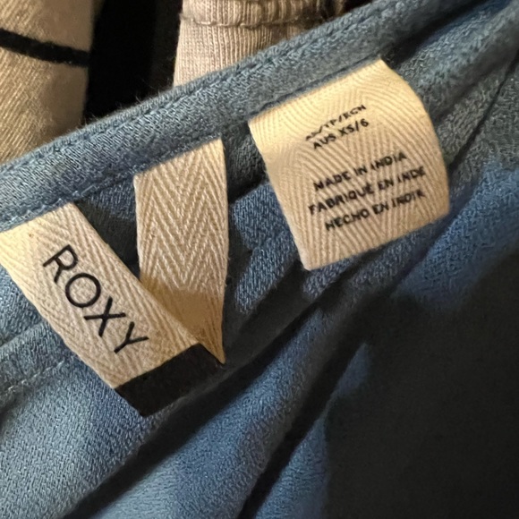 Roxy jumper , size xs - Picture 5 of 6